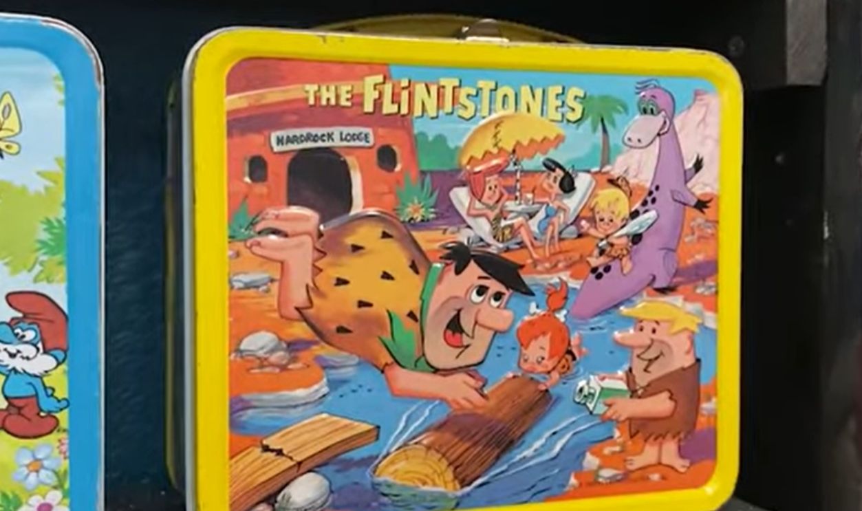 Classic Lunchboxes From The 20thCentury That Are Worth A Fortune Today(00)